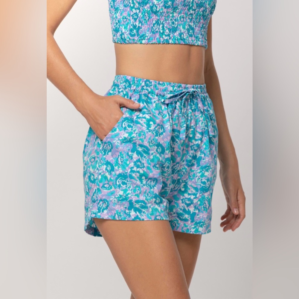 Lusana Donovan Short in Alice Medium NWOT